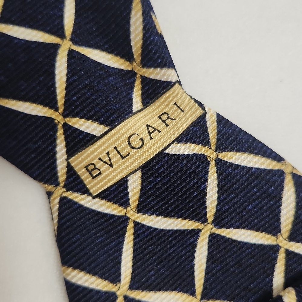 BVLGARI BULGARI MENS PIZZIGONI  Bowtie - Picture 2 of 6